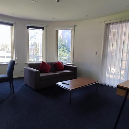 South Yarra Central Apartment Hotel Melbourne Bagian luar foto