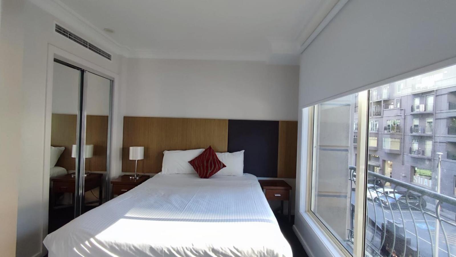 South Yarra Central Apartment Hotel Melbourne Bagian luar foto