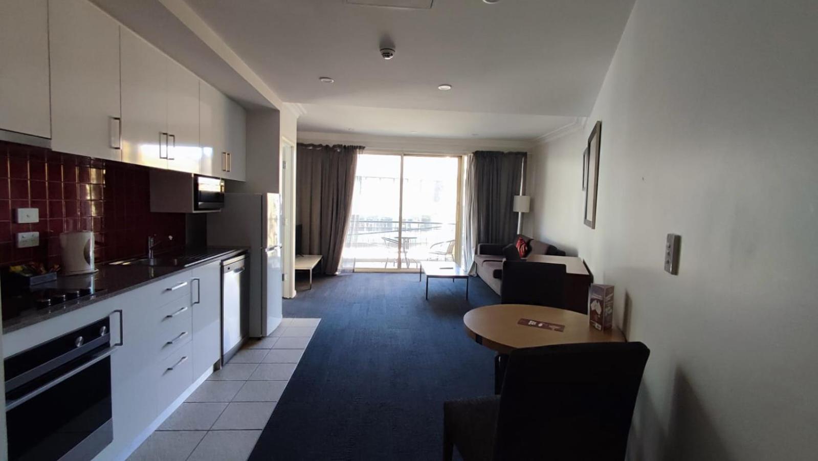 South Yarra Central Apartment Hotel Melbourne Bagian luar foto