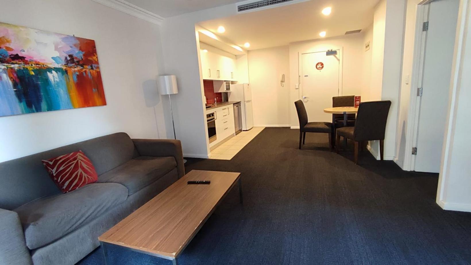 South Yarra Central Apartment Hotel Melbourne Bagian luar foto