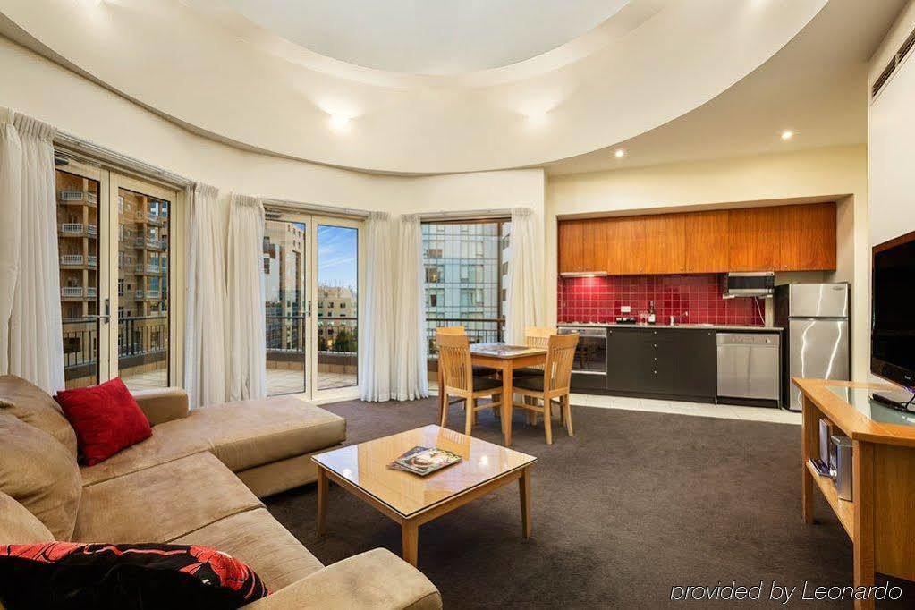 South Yarra Central Apartment Hotel Melbourne Bagian luar foto