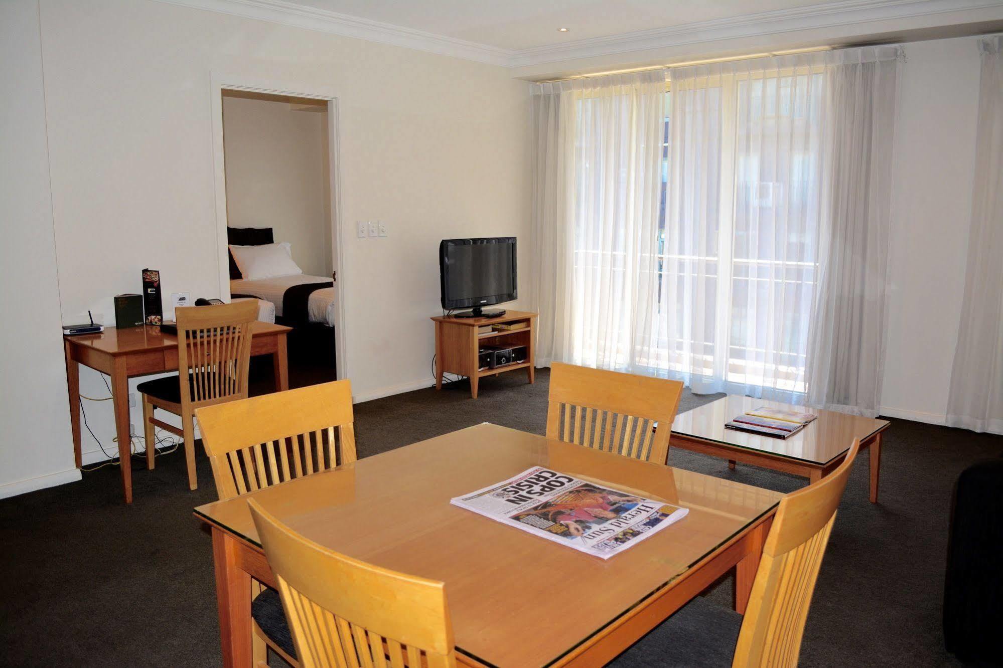 South Yarra Central Apartment Hotel Melbourne Bagian luar foto